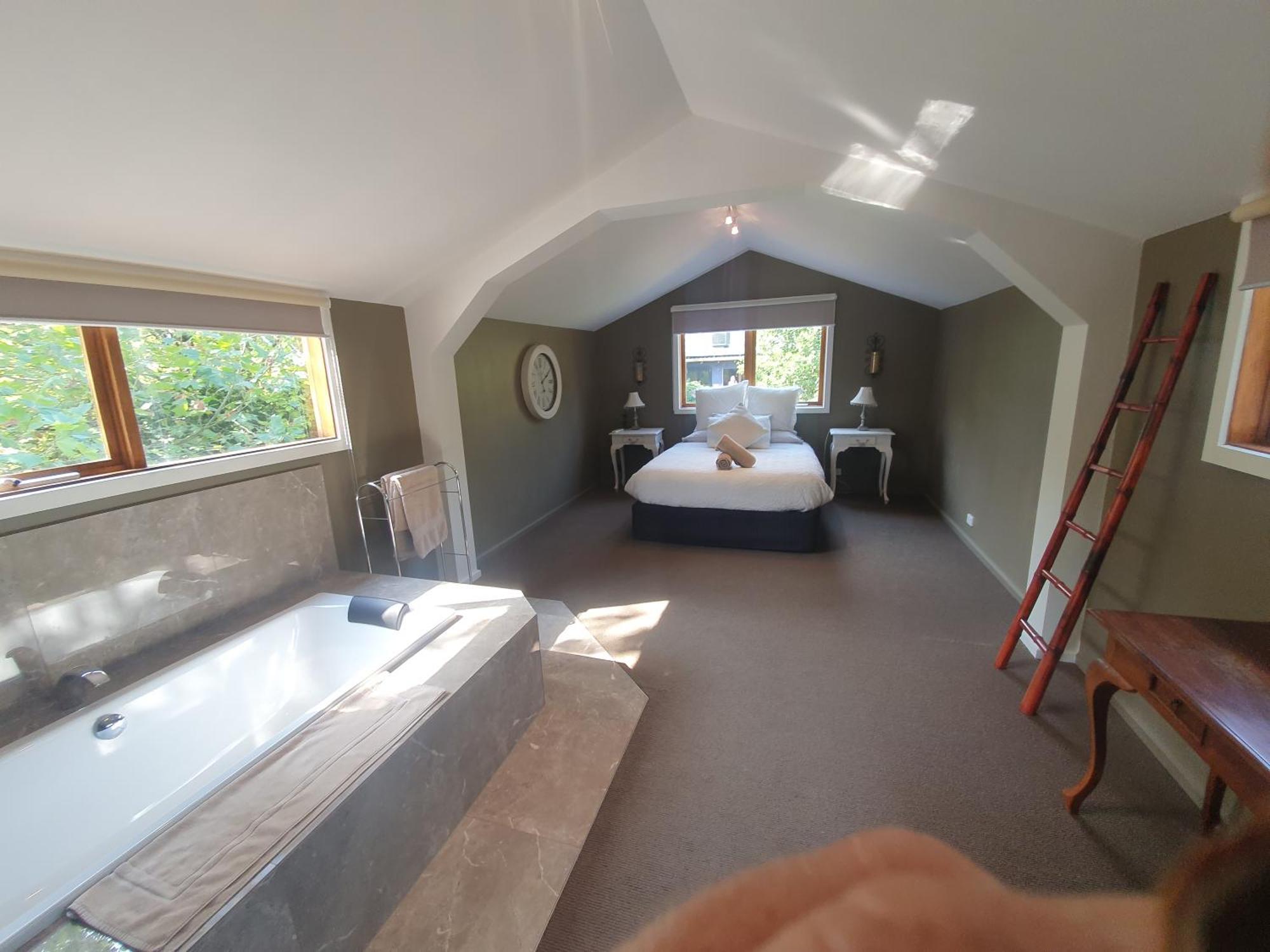 Montrose Barn House- Entire Home Экстерьер фото
