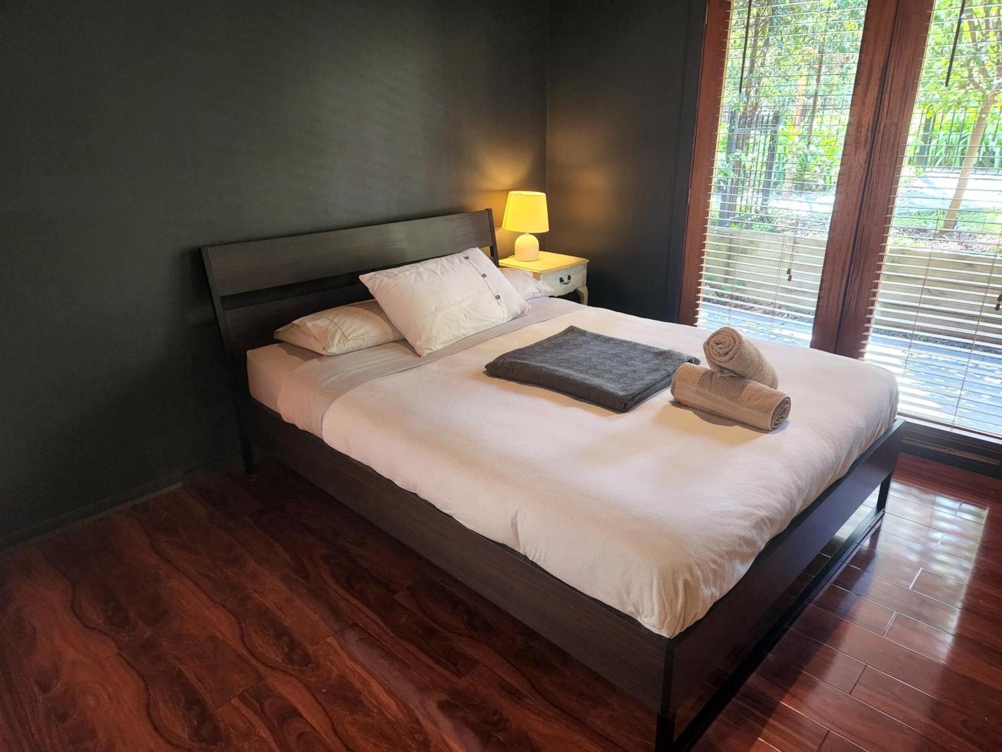 Montrose Barn House- Entire Home Экстерьер фото
