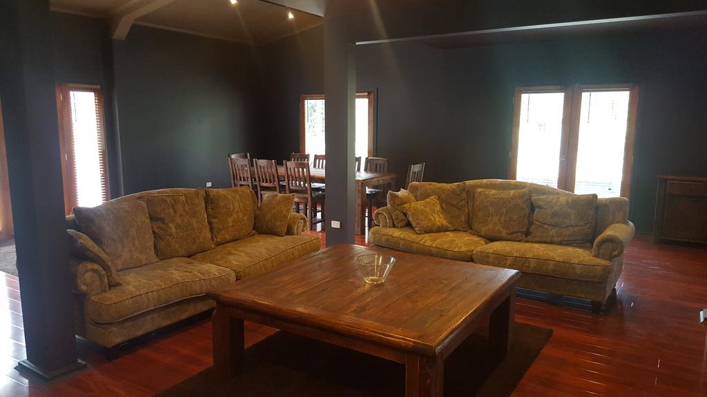 Montrose Barn House- Entire Home Экстерьер фото